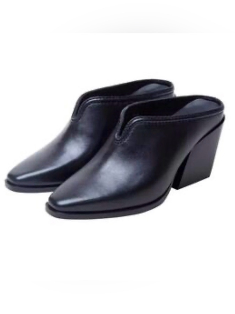 Linea Paola black Leather Slip on
Mules Size 7.5M